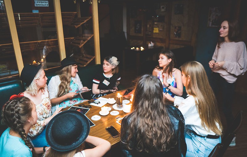 Выездные квесты на Международный женский день: интерактивное мероприятие в школе Одесі.